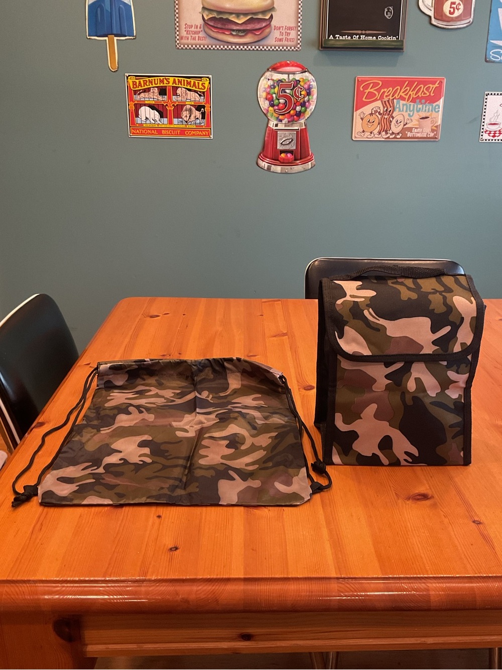 CAMOFLAGE LUNCHBOX & STRING BAG SET NEW INSULATED BACK TO SCHOOL LUNCH FAB NY